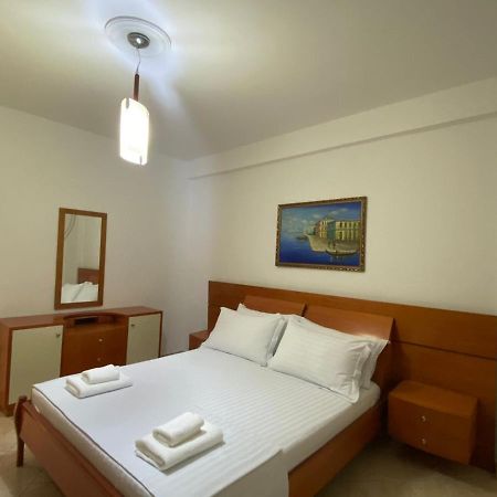 Sunway Appartement Vlorë Buitenkant foto