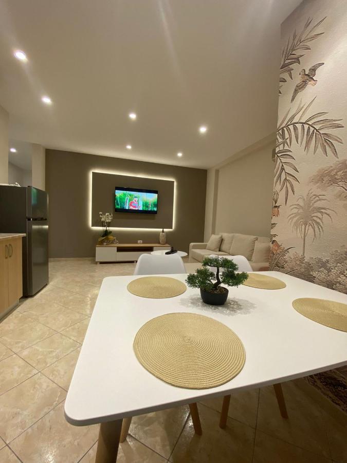 Sunway Appartement Vlorë Buitenkant foto