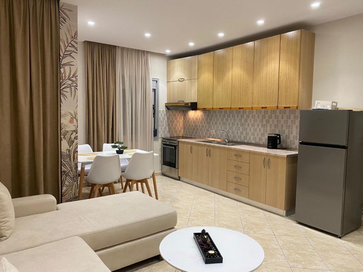 Sunway Appartement Vlorë Buitenkant foto