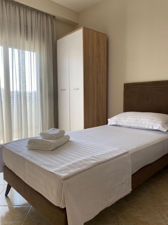 Sunway Appartement Vlorë Buitenkant foto